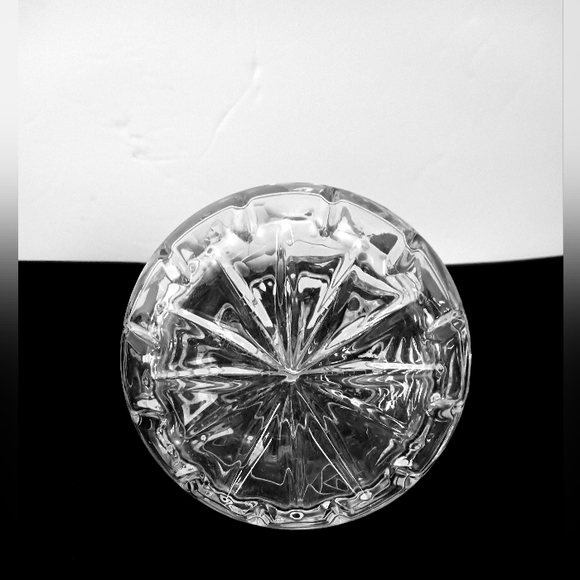 Vintage Crystal Perfume Bottle - Etched Glass - Picture 6 of 6